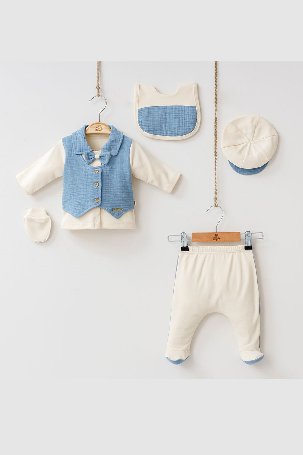 Erkek Bebek Yelekli Papyonlu Kasket Şapkalı 5'li Hastane Çıkışı Takımı Yenidoğan Zıbın Seti 0-3 Ay